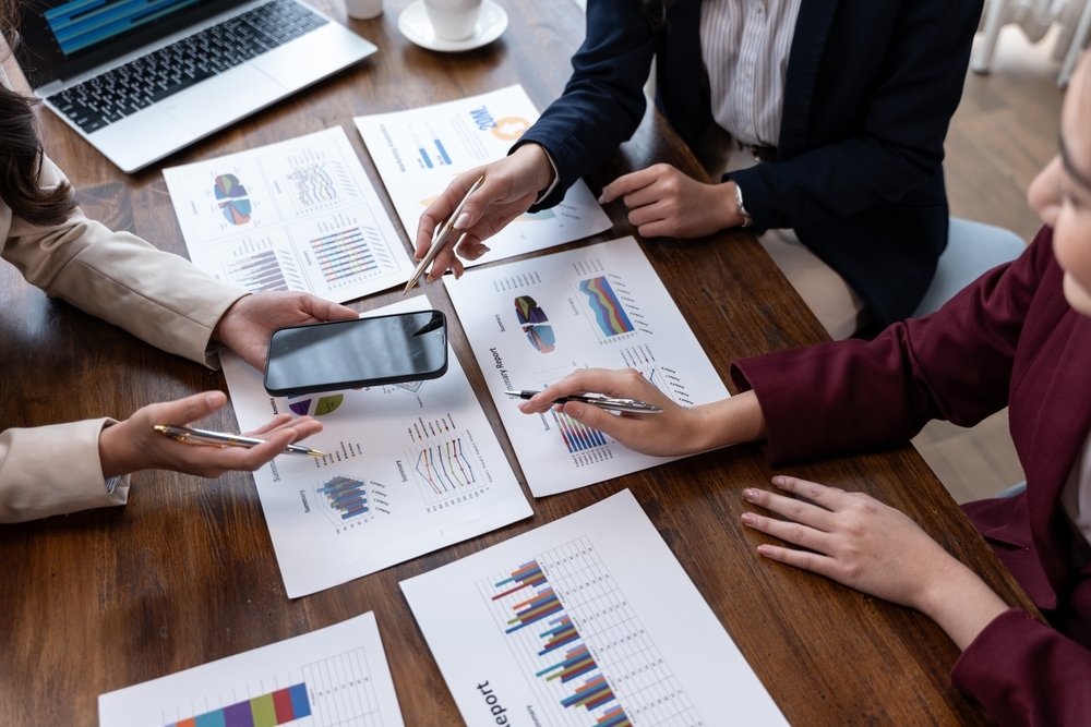 Beyond Valuation: What Buyers Really Pay Attention To in a Business AcquisitionValuation Is Only the Starting Point